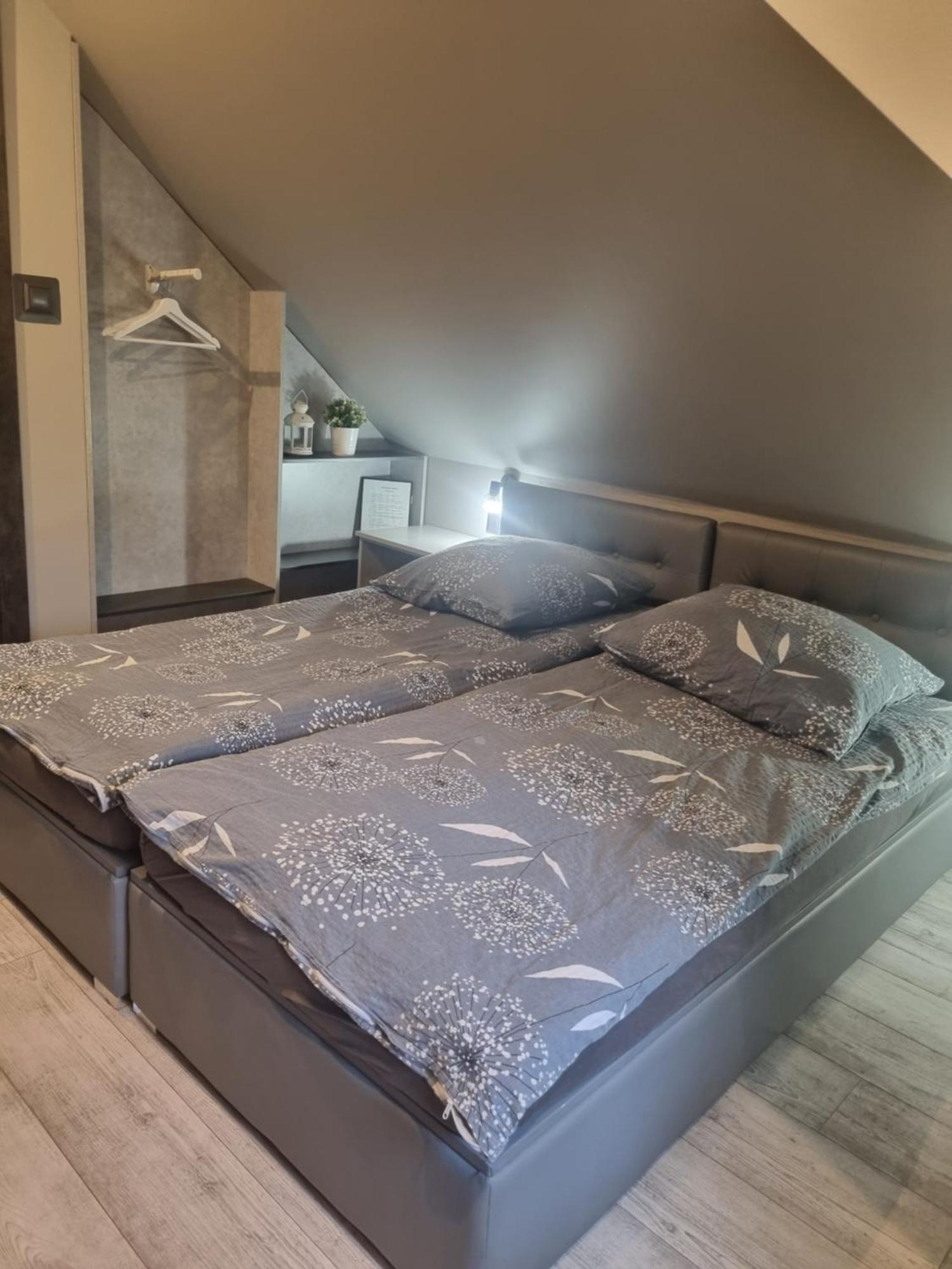 Przystan Apartman Rozalin Kültér fotó