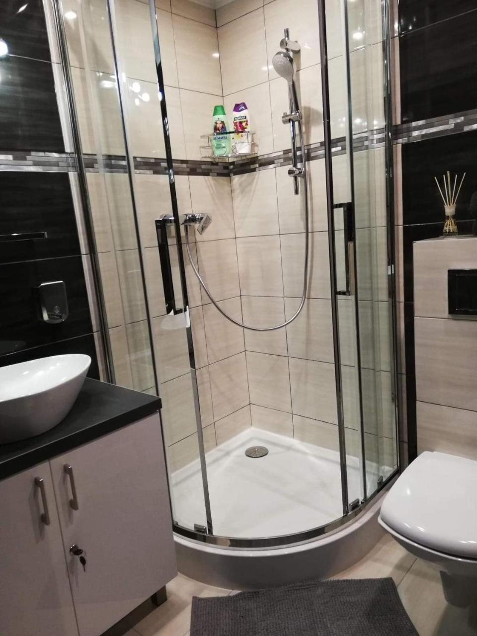 Przystan Apartman Rozalin Kültér fotó